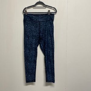 Zyia Stone Leopard Scrunchy Butt workout pants